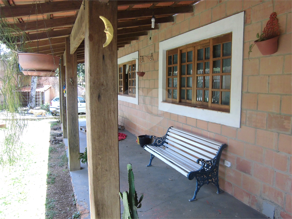Sobrado em Mairiporã com  1.244 m² de terreno.