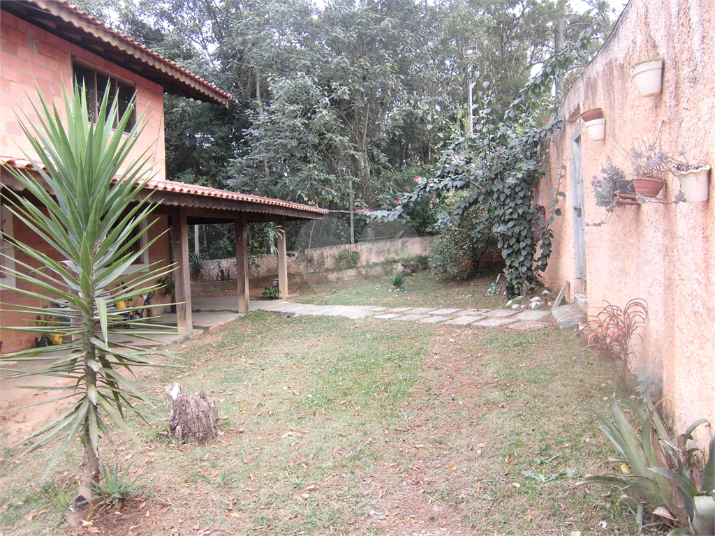 Sobrado em Mairiporã com  1.244 m² de terreno.
