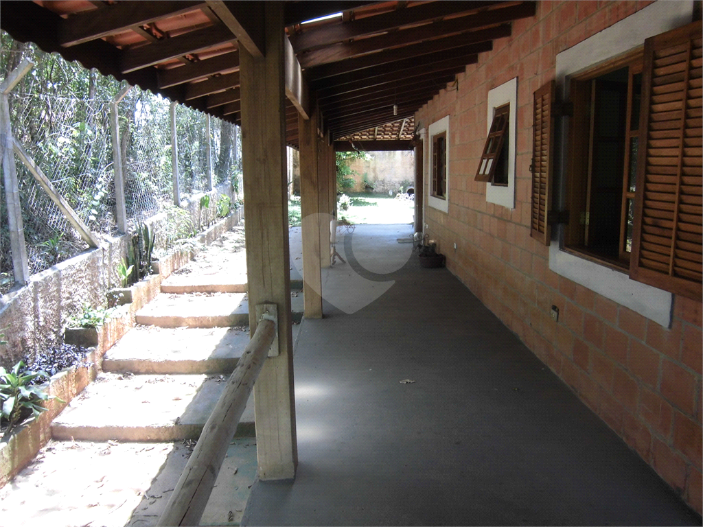 Sobrado em Mairiporã com  1.244 m² de terreno.