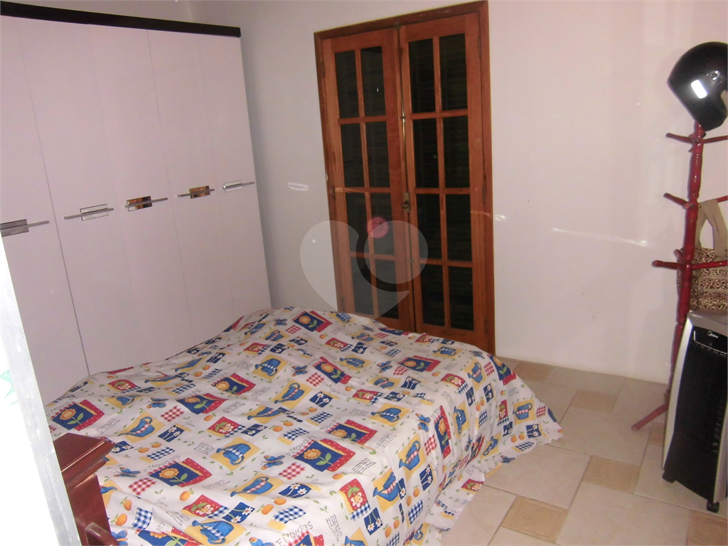 Sobrado em Mairiporã com  1.244 m² de terreno.