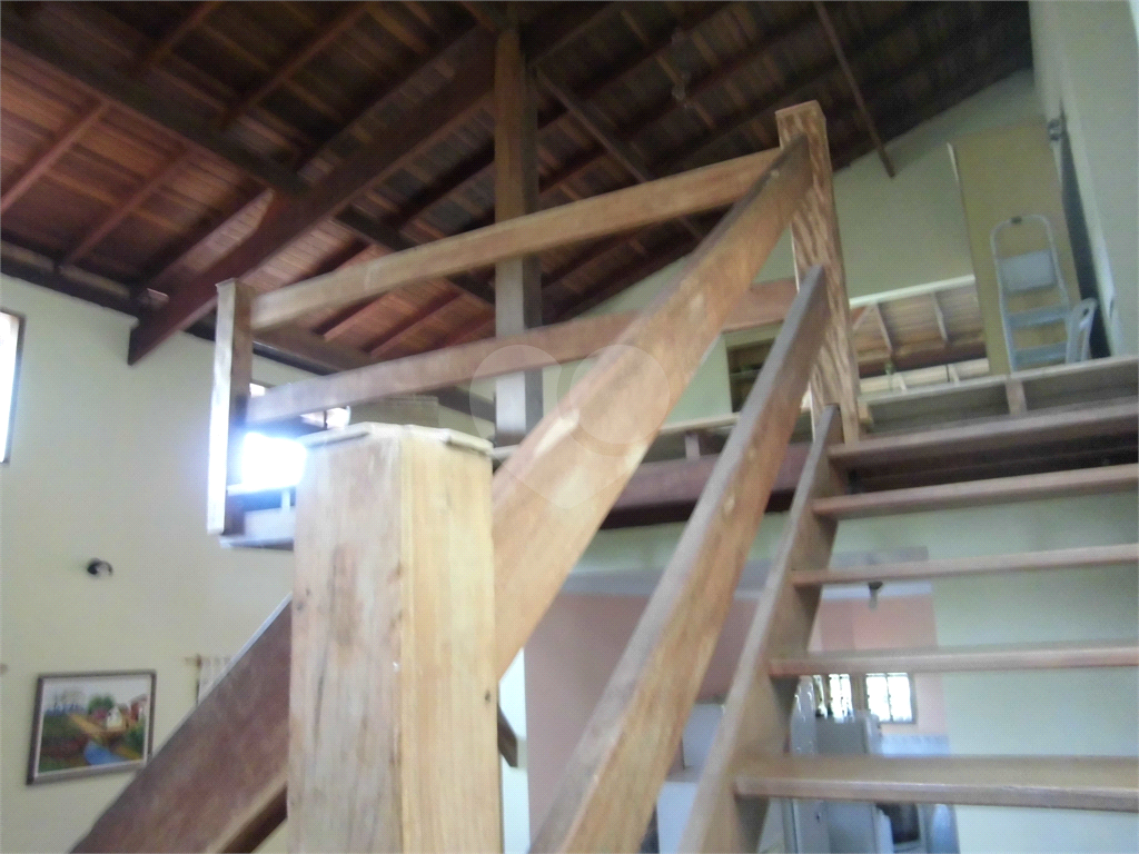 Sobrado em Mairiporã com  1.244 m² de terreno.