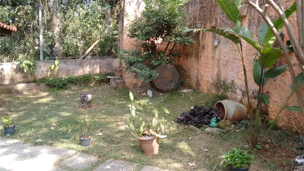 Sobrado em Mairiporã com  1.244 m² de terreno.