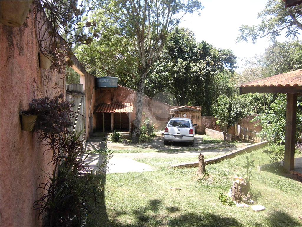 Sobrado em Mairiporã com  1.244 m² de terreno.