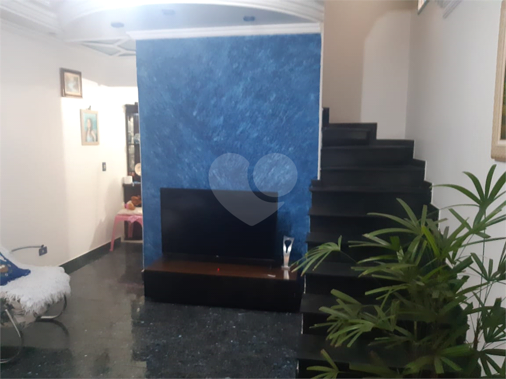 Sobrado de 430m 5 dorms