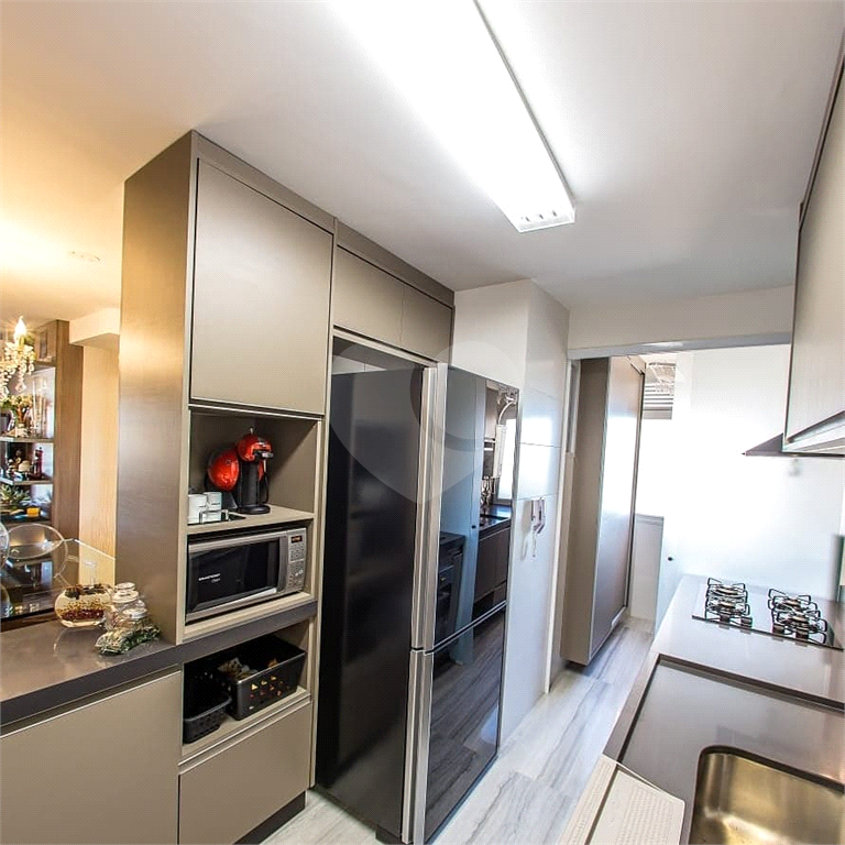 Apartamento com 88m 3 dorm 2 banheiros 1 suite e 2 vagas de garagem