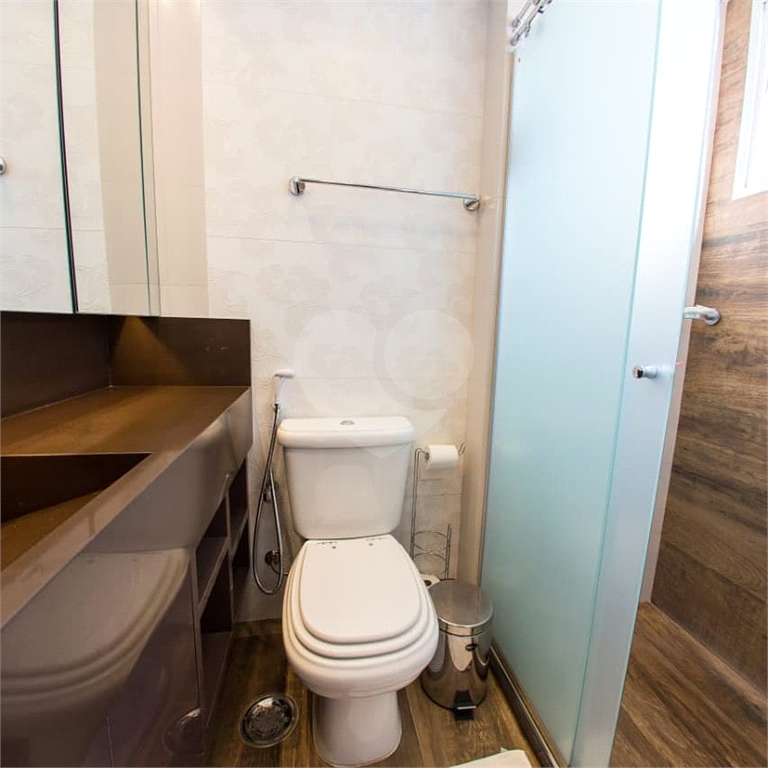Apartamento com 88m 3 dorm 2 banheiros 1 suite e 2 vagas de garagem