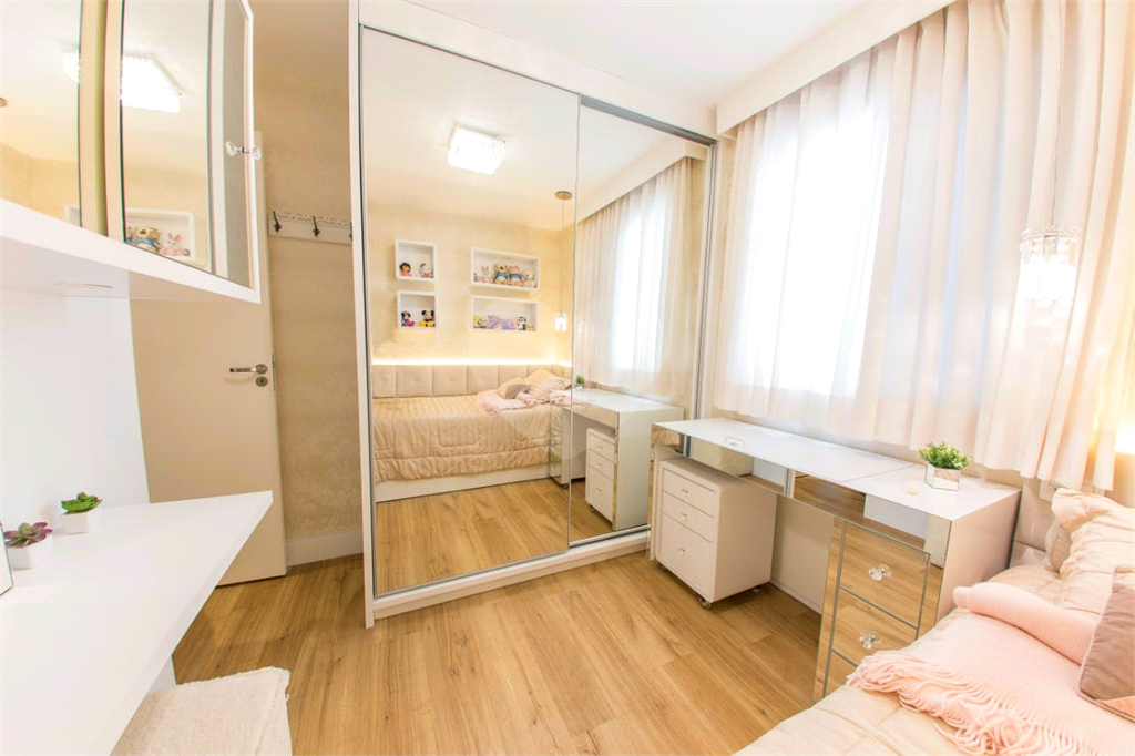Apartamento com 88m 3 dorm 2 banheiros 1 suite e 2 vagas de garagem