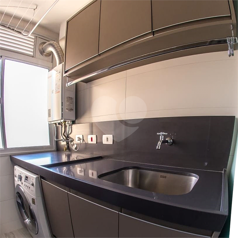 Apartamento com 88m 3 dorm 2 banheiros 1 suite e 2 vagas de garagem