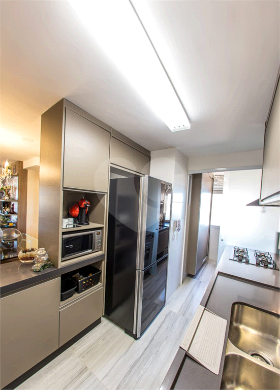 Apartamento com 88m 3 dorm 2 banheiros 1 suite e 2 vagas de garagem