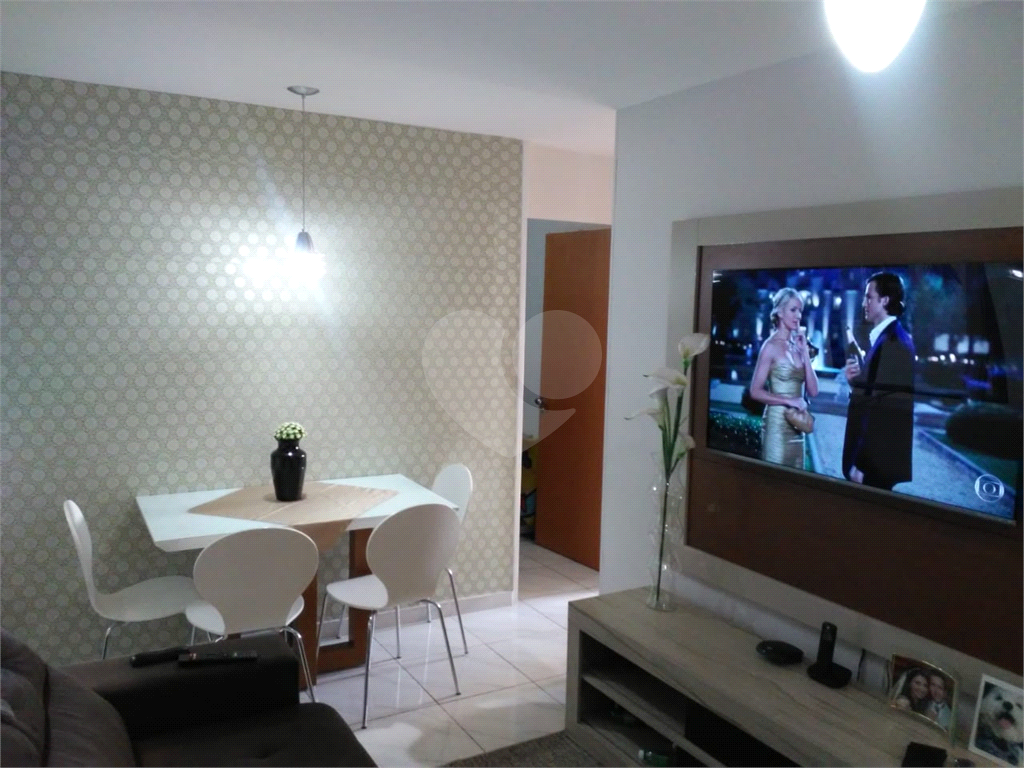 Lindo apartamento em excelente local.
