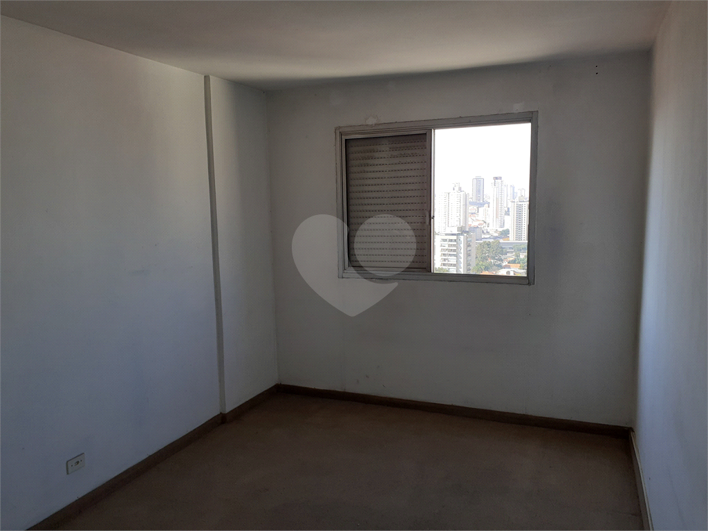 APARTAMENTO em TUCURUVI