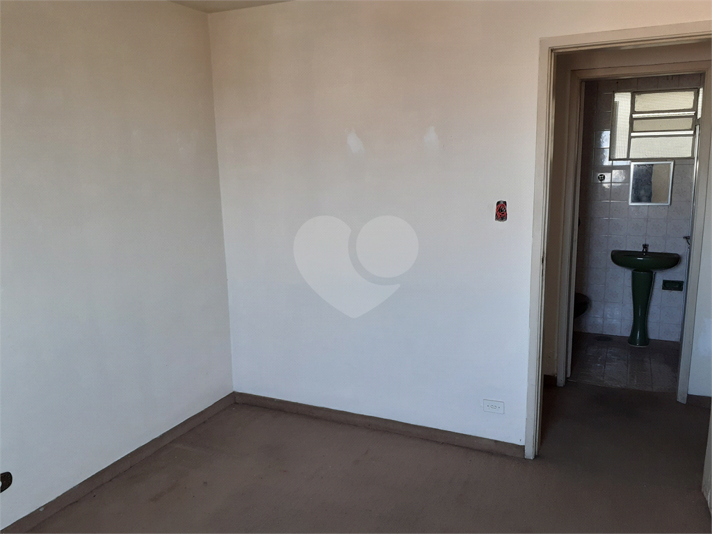 APARTAMENTO em TUCURUVI