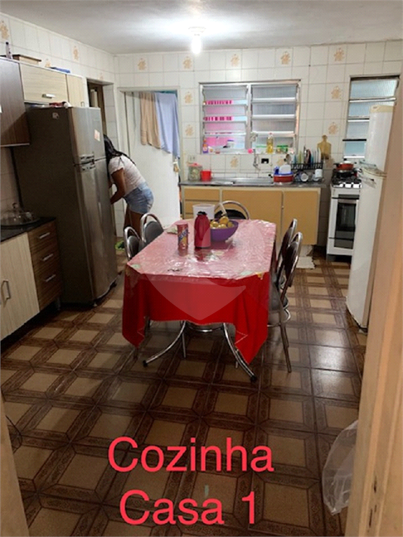 Casa com renda