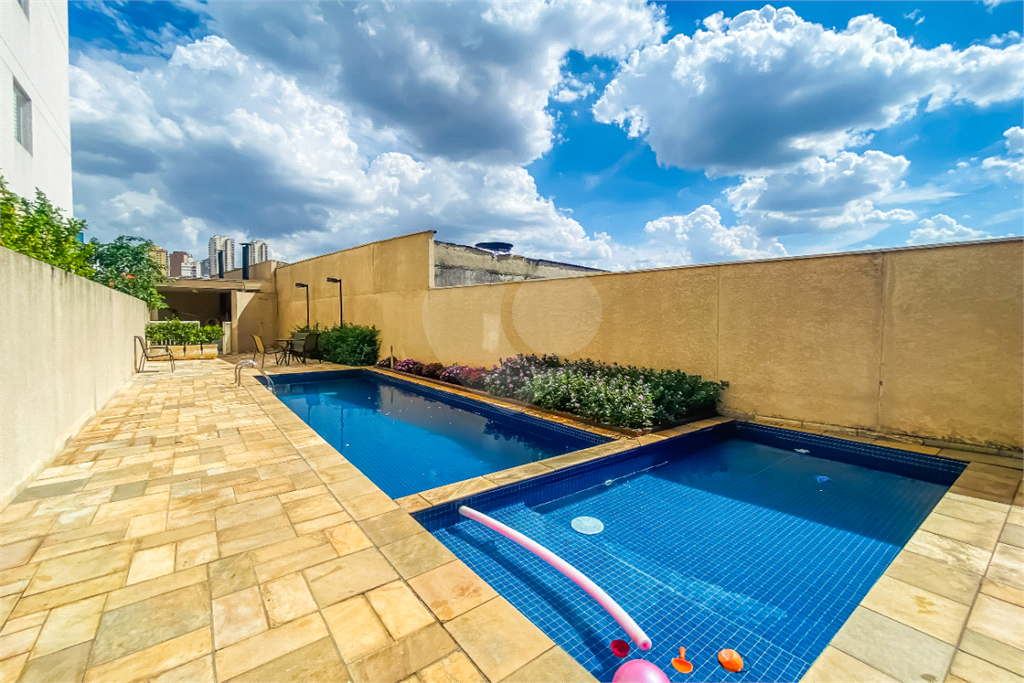 APARTAMENTO em TUCURUVI