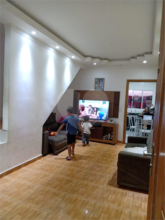 Imóvel com 3 dorms e recém construído