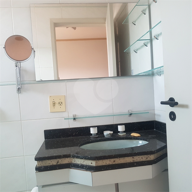 APARTAMENTO em CASA VERDE