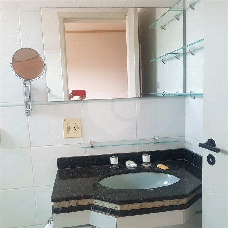 APARTAMENTO em CASA VERDE