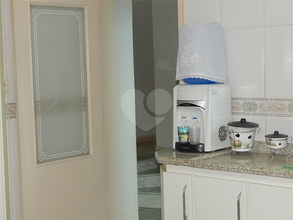 Casa Térrea no Barro Branco, 4 dormitórios, 4 suítes, sala 3 ambientes, área gourmet,  10 vagas.