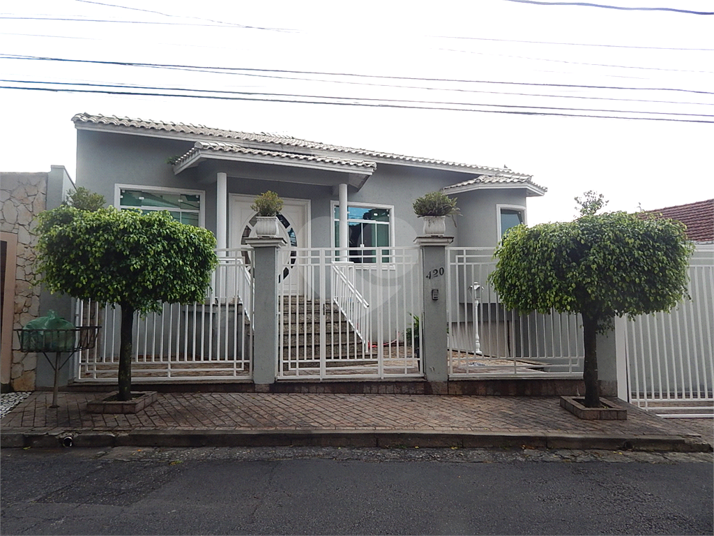 Casa Térrea no Barro Branco, 4 dormitórios, 4 suítes, sala 3 ambientes, área gourmet,  10 vagas.