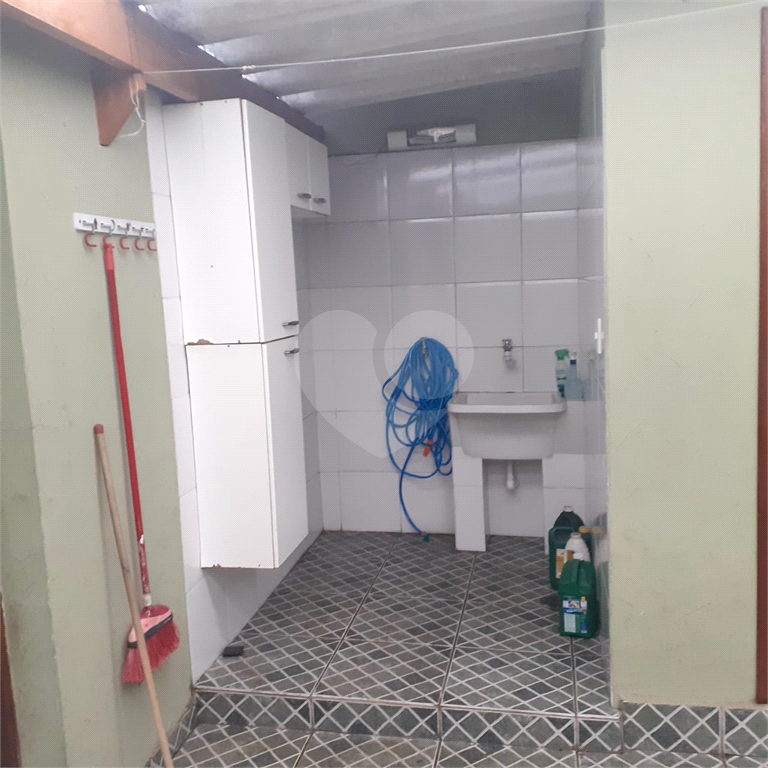 Sobrado à venda com 2 quartos, 150m² - Foto 37