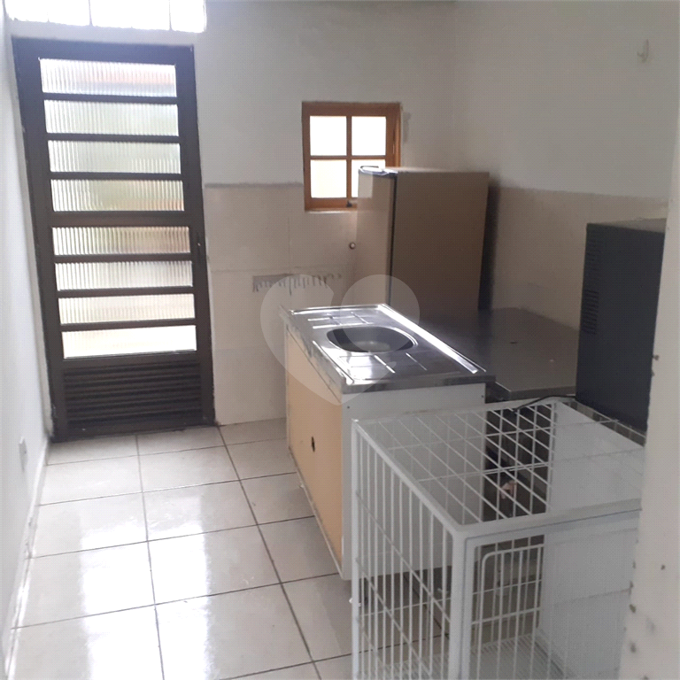 Sobrado à venda com 2 quartos, 150m² - Foto 35