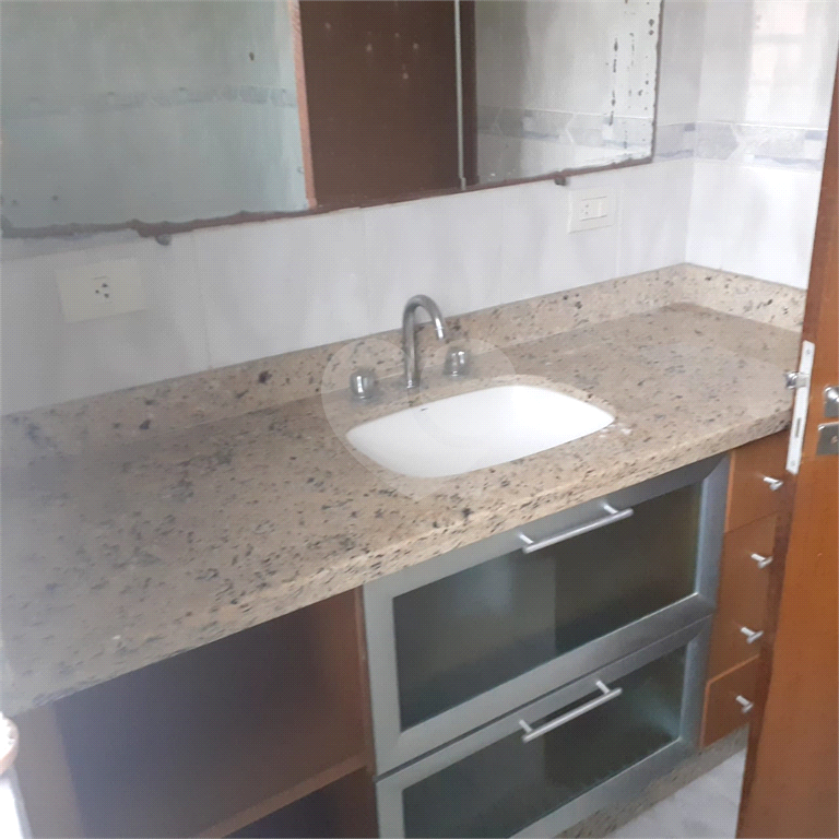 Sobrado à venda com 2 quartos, 150m² - Foto 31