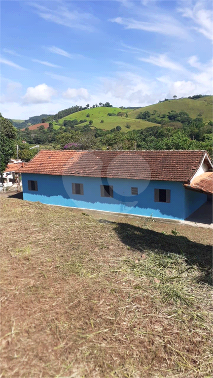 Chácara à 8 km de Monte Sião acesso  asfaltado