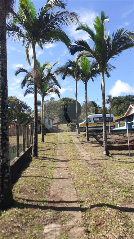 Chácara à 8 km de Monte Sião acesso  asfaltado