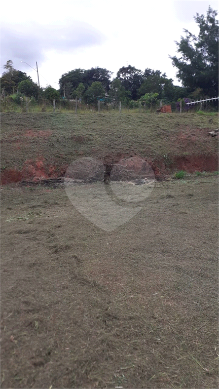 Chácara à 8 km de Monte Sião acesso  asfaltado