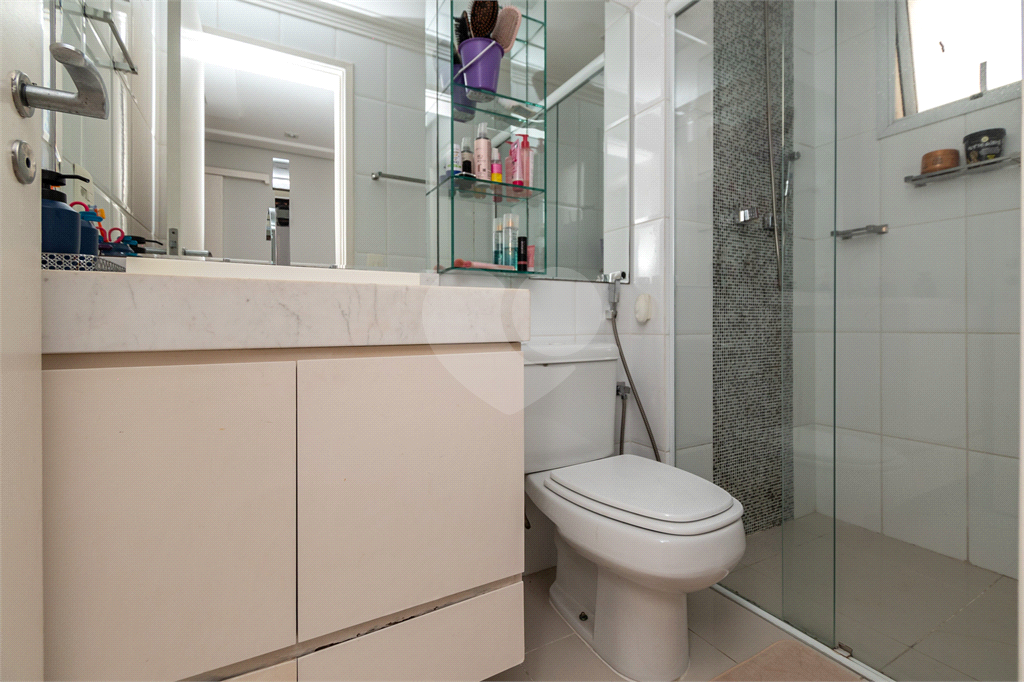 Apartamento na Vila Mariana com 3 quartos, varanda e lazer completo
