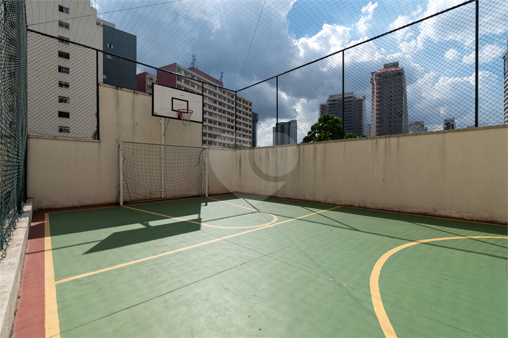 Apartamento na Vila Mariana com 3 quartos, varanda e lazer completo