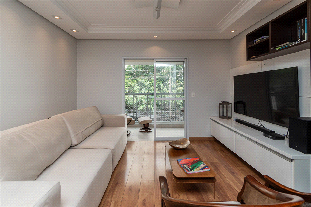 Apartamento na Vila Mariana com 3 quartos, varanda e lazer completo