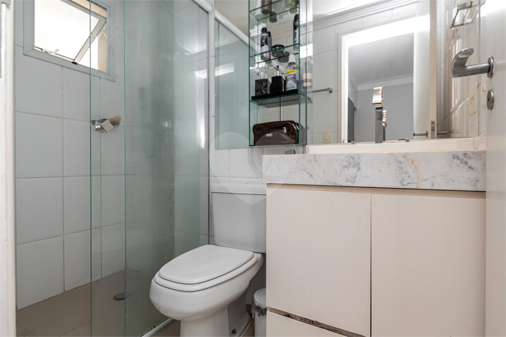 Apartamento na Vila Mariana com 3 quartos, varanda e lazer completo