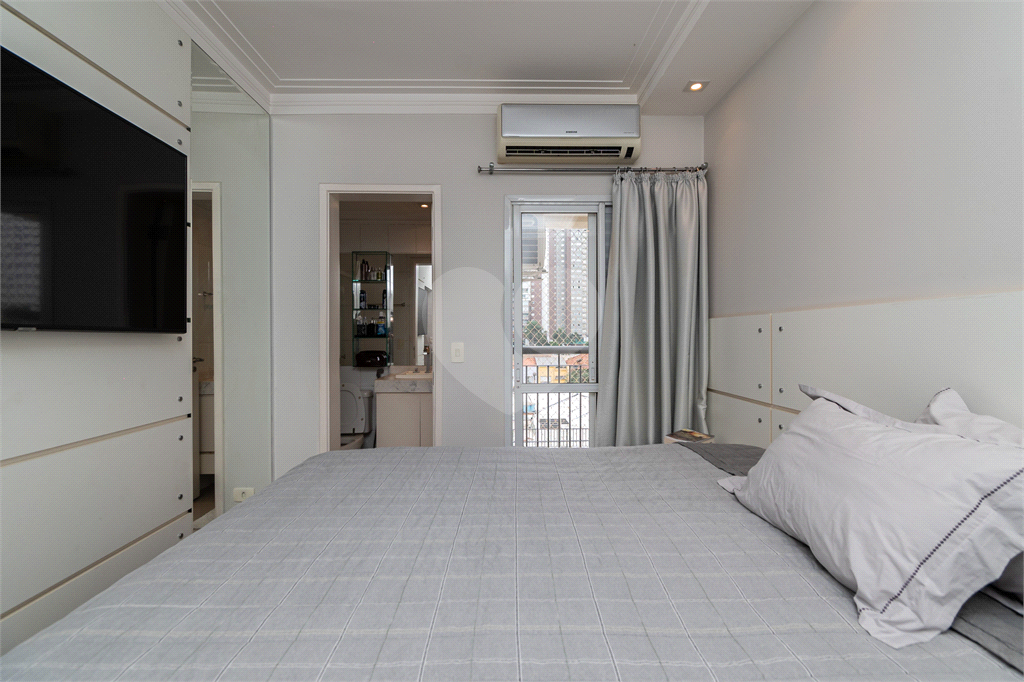 Apartamento na Vila Mariana com 3 quartos, varanda e lazer completo