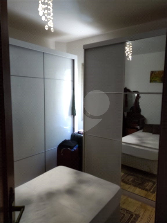 APARTAMENTO em CASA VERDE