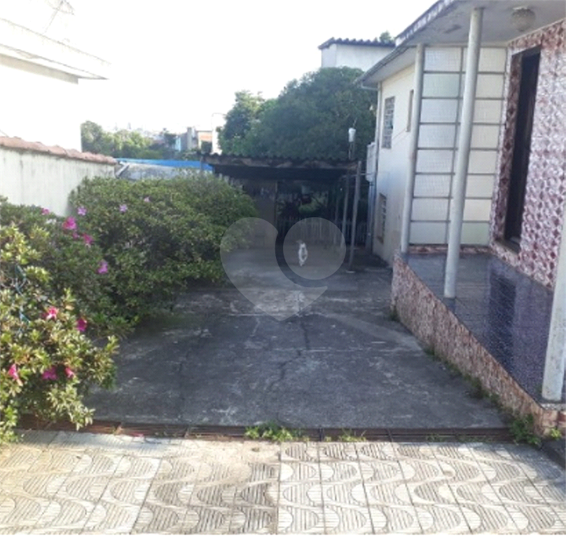 SOBRADO em LIMÃO