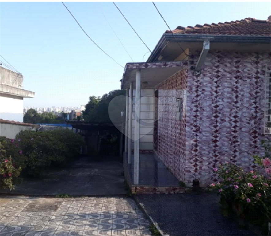 SOBRADO em LIMÃO