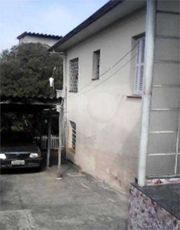 SOBRADO em LIMÃO