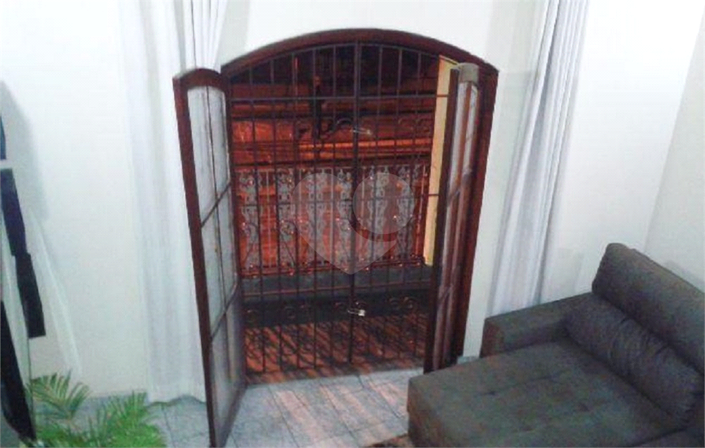 RESIDENCIAL/COMERCIAL COM RENDA