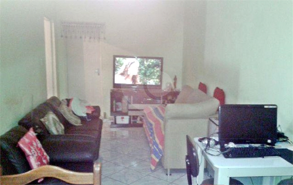 RESIDENCIAL/COMERCIAL COM RENDA