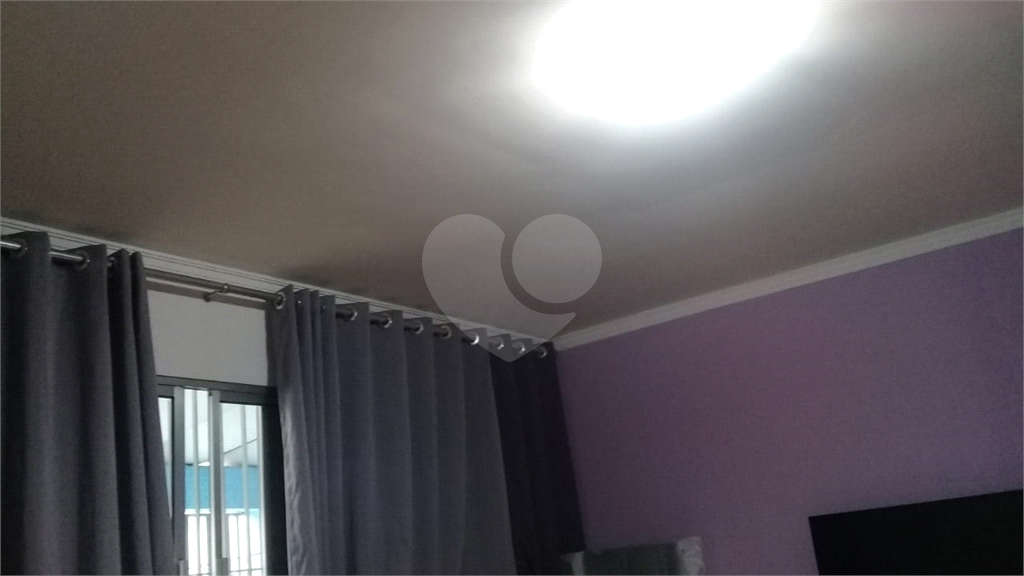 Casa térrea 2 quartos 2 vagas no bairro do Jaçanã