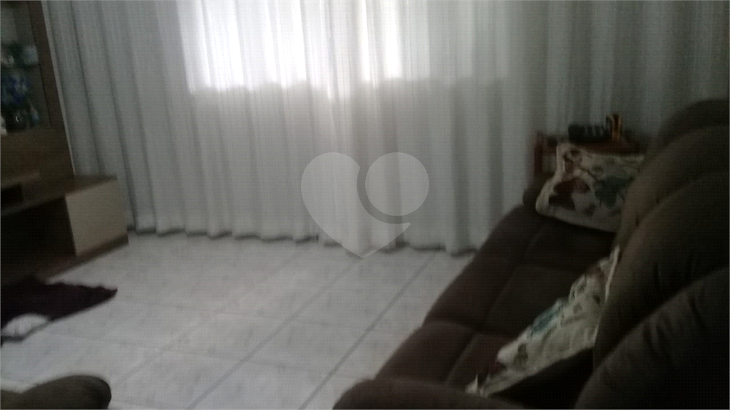 Casa térrea 2 quartos 2 vagas no bairro do Jaçanã