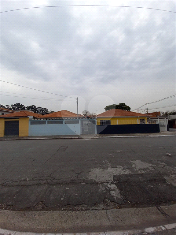 Casa térrea 2 quartos 2 vagas no bairro do Jaçanã