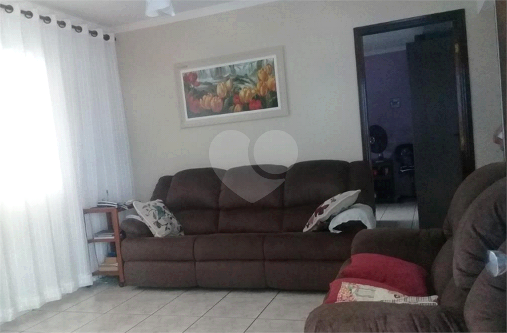 Casa térrea 2 quartos 2 vagas no bairro do Jaçanã