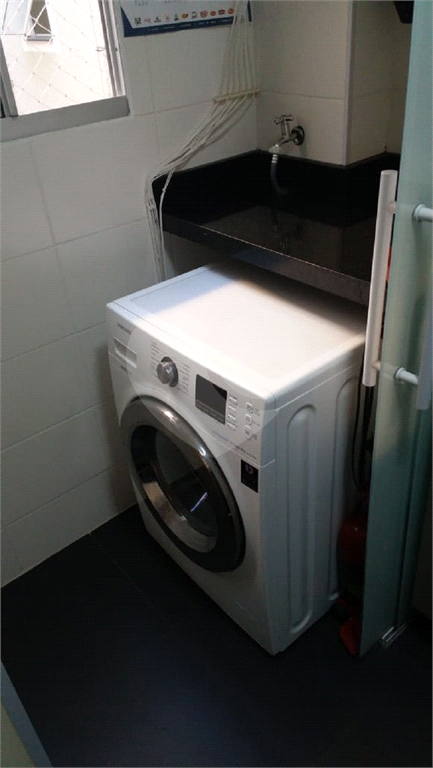 Lindo ap de 2 dorms, com móveis planejados de bom gosto e fino acabamento