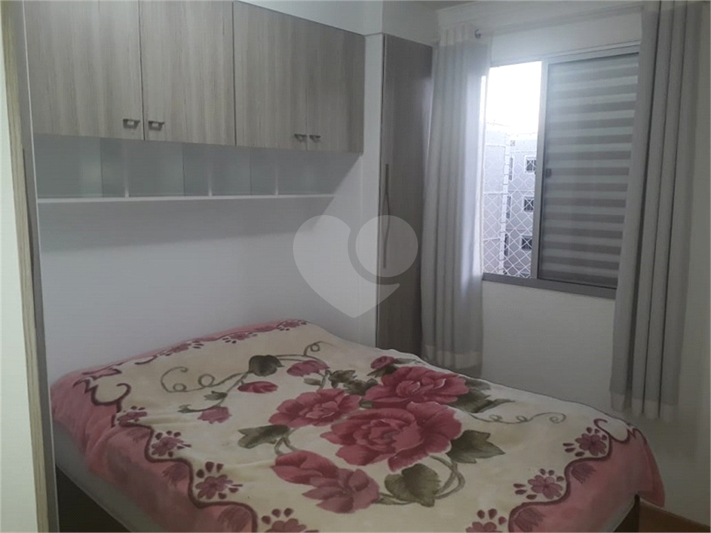 Lindo ap de 2 dorms, com móveis planejados de bom gosto e fino acabamento