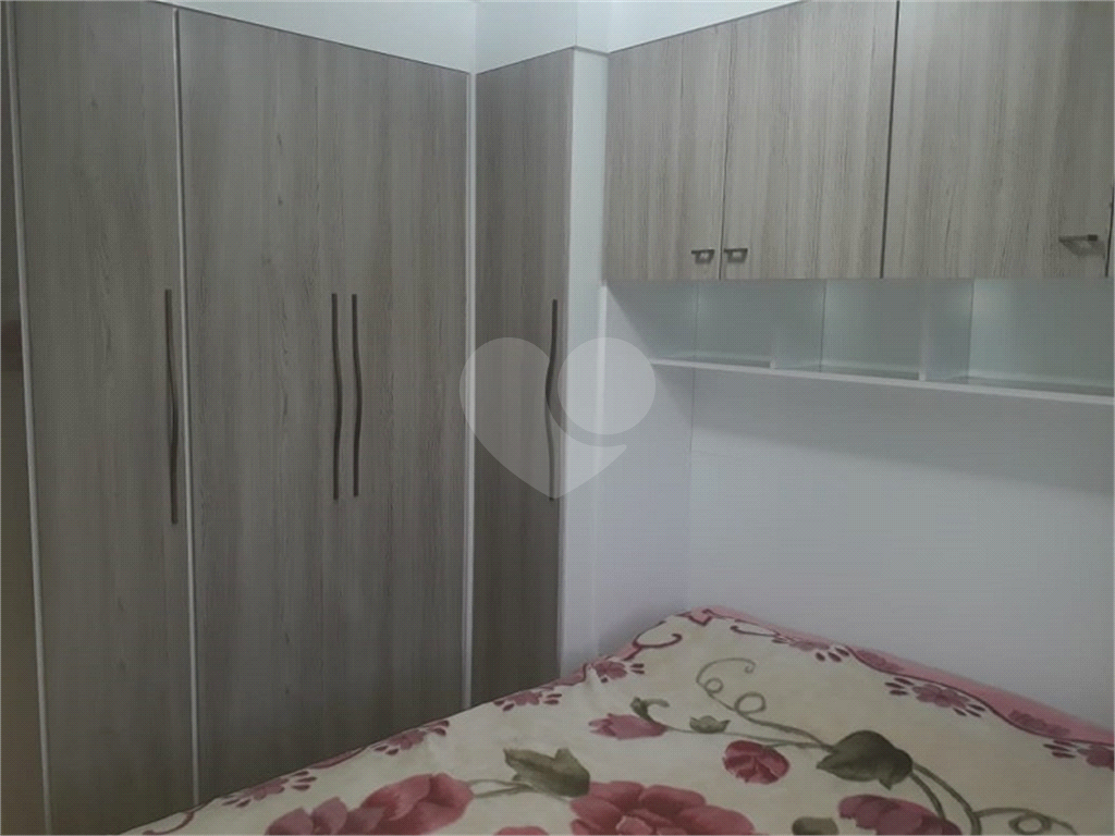 Lindo ap de 2 dorms, com móveis planejados de bom gosto e fino acabamento