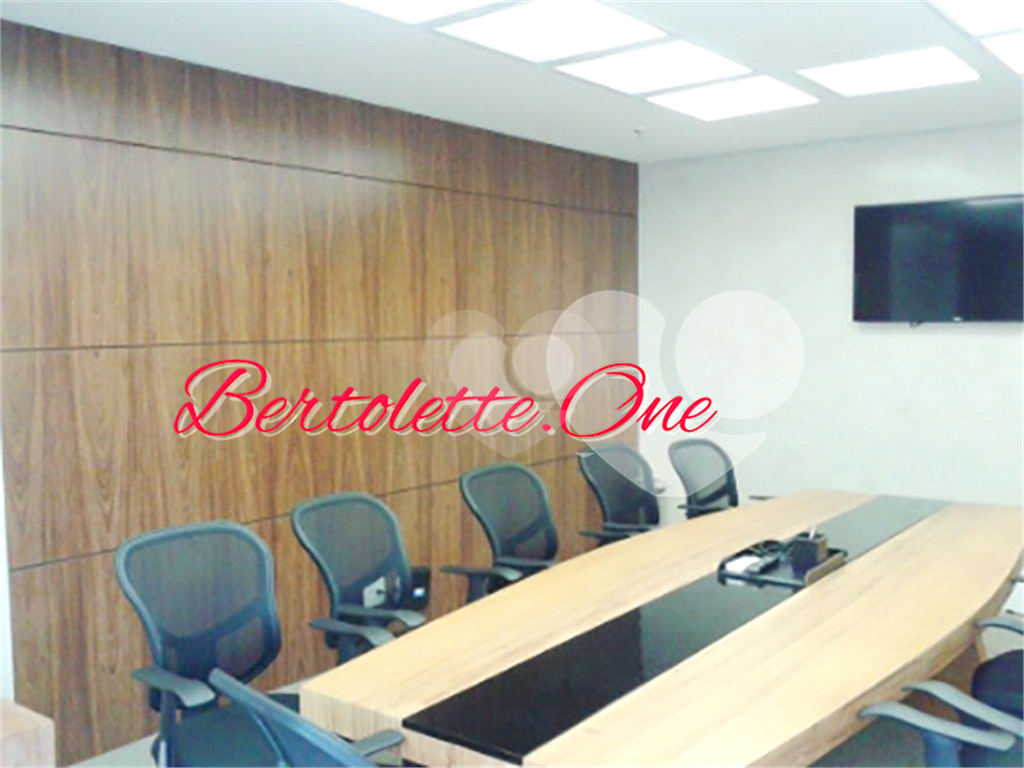 Sala Comercial para venda. 39m2. 1 banheiro. Sacada, Santana. Metrô Tietê