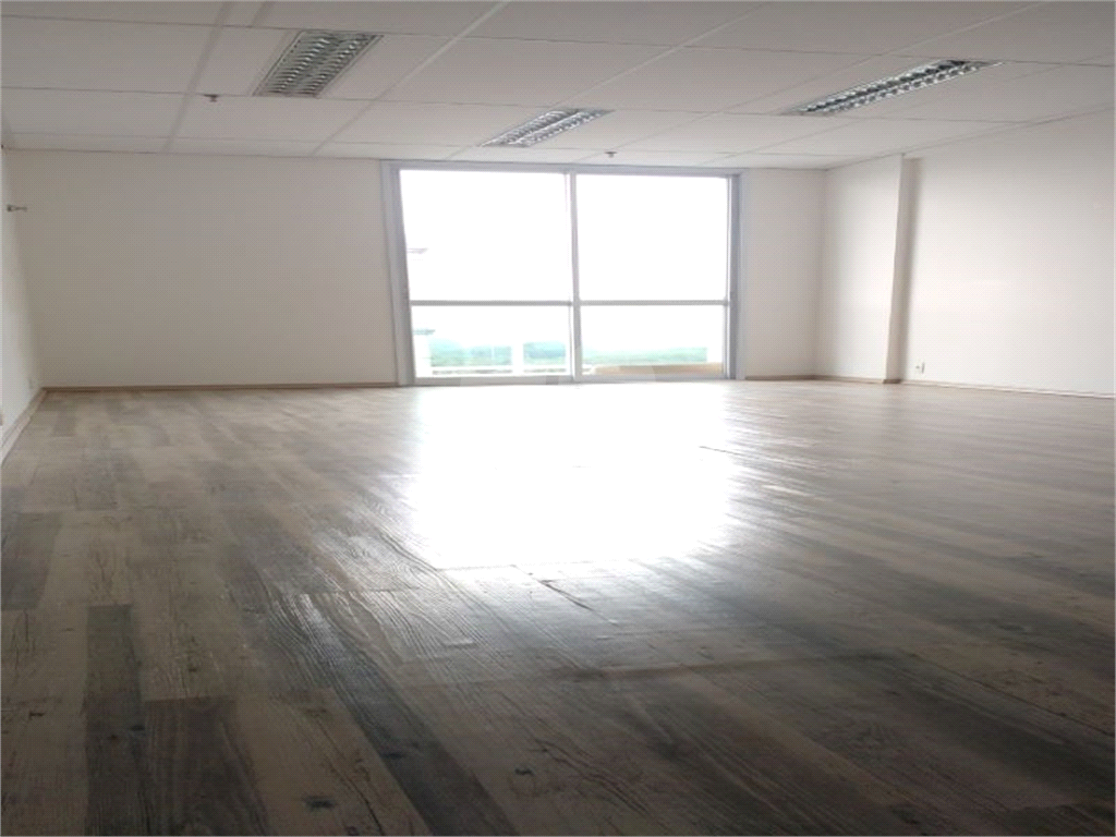 Sala Comercial para venda. 39m2. 1 banheiro. Sacada, Santana. Metrô Tietê
