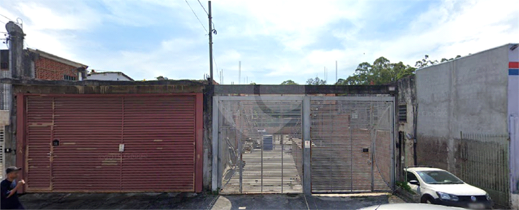 Espaçosa casa nova, próximo do shopping Cantareira